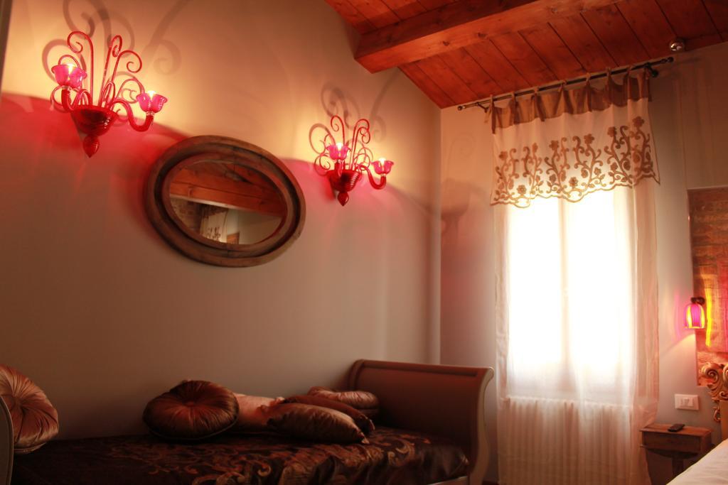 Rosso Charm B&B Venedig Zimmer foto