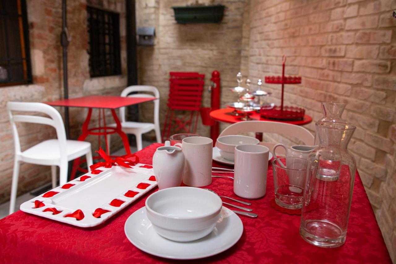 Rosso Charm B&B Venedig Exterior foto